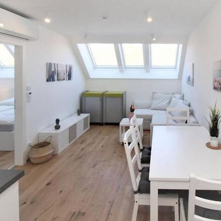 City-Center Rooftop-Apartment Виена Екстериор снимка