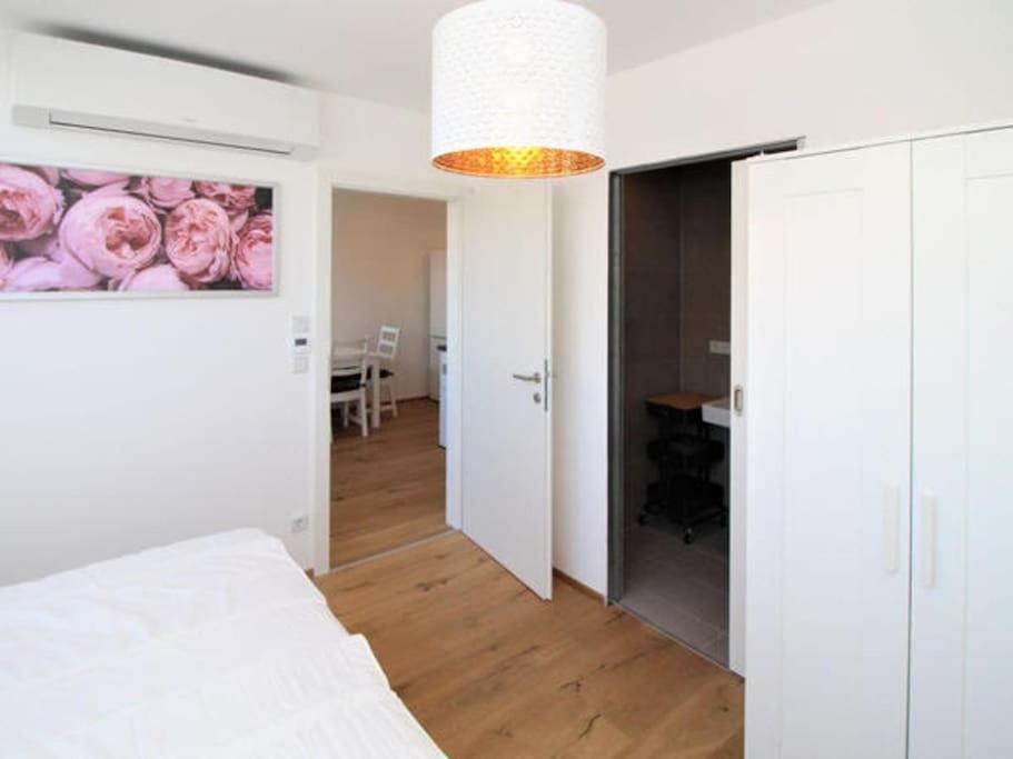 City-Center Rooftop-Apartment Виена Екстериор снимка