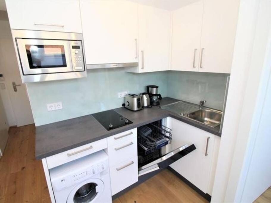 City-Center Rooftop-Apartment Виена Екстериор снимка